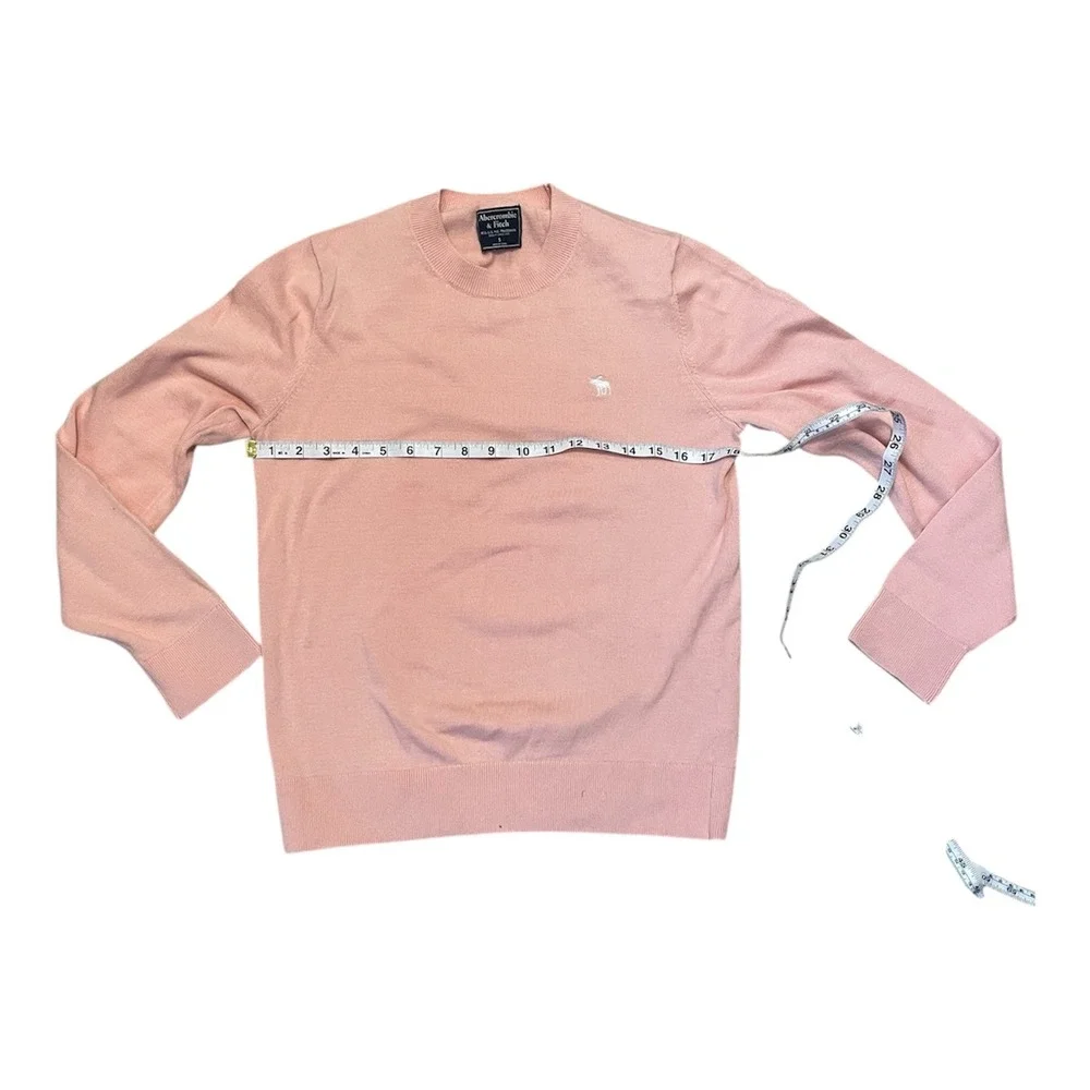 Abercrombie Fitch Womens Coral Pink Crew Neck Logo Sweater Size S‎